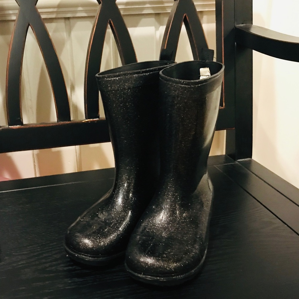 Rain boots